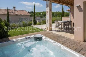 Domaine de la durantie - villa avec jacuzzi à Castelnau-de-Montmiral